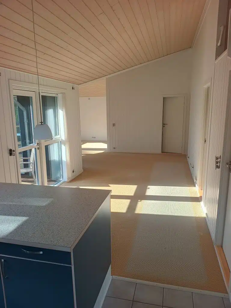 Efter maling af sommerhus indendørs
